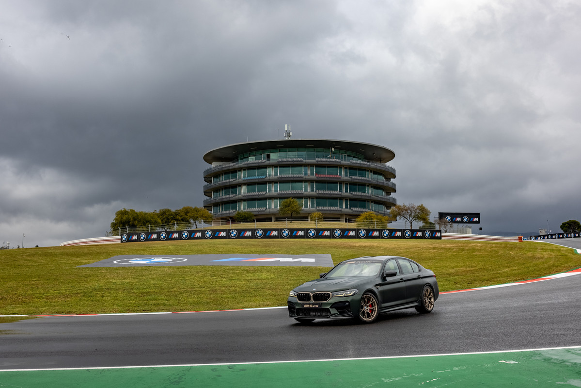 P90418393_highRes_portimo-por-15th-apr
