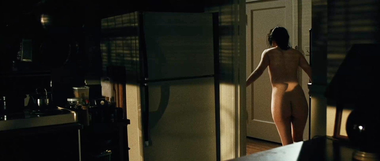 Emily.Hampshire_Good.Neighbours.00_01_36_08.Still013