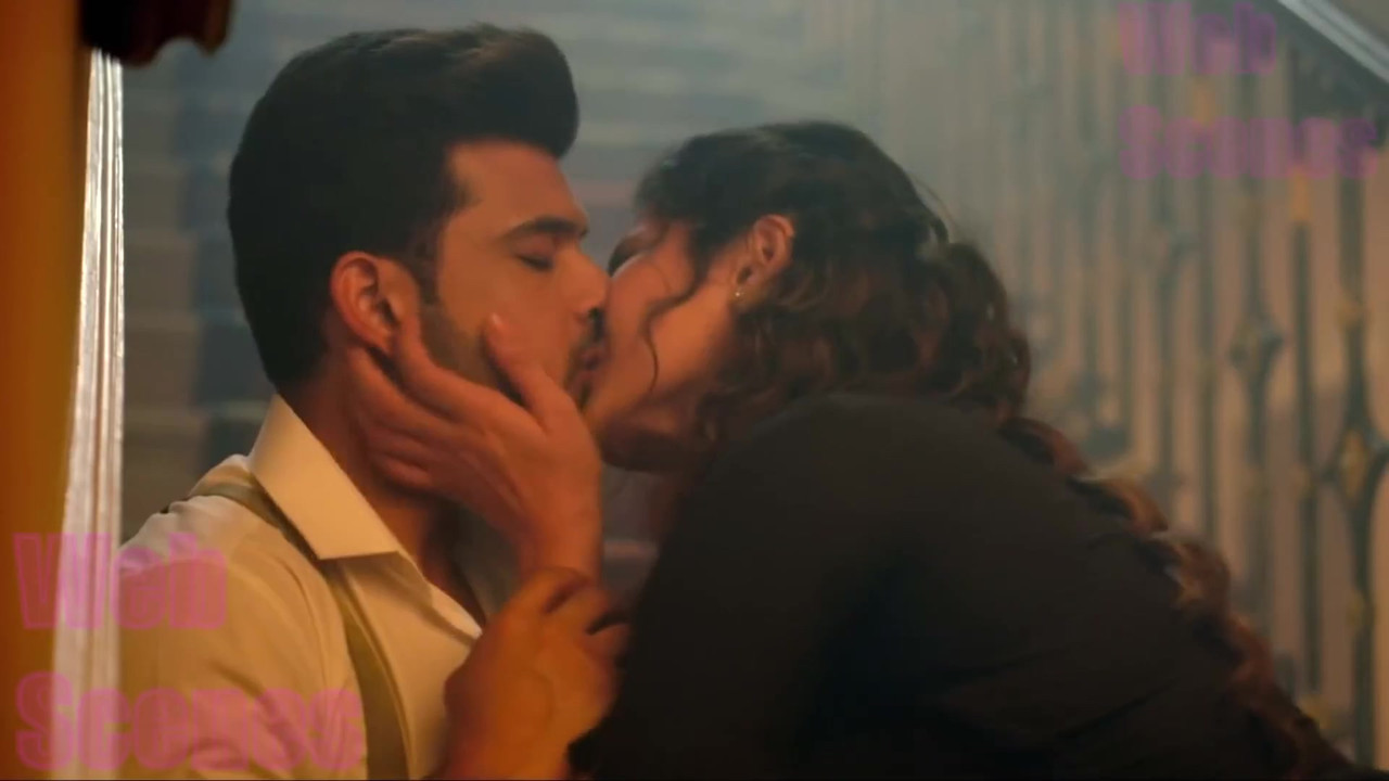 [Image: Zarin-Khan-13.jpg]