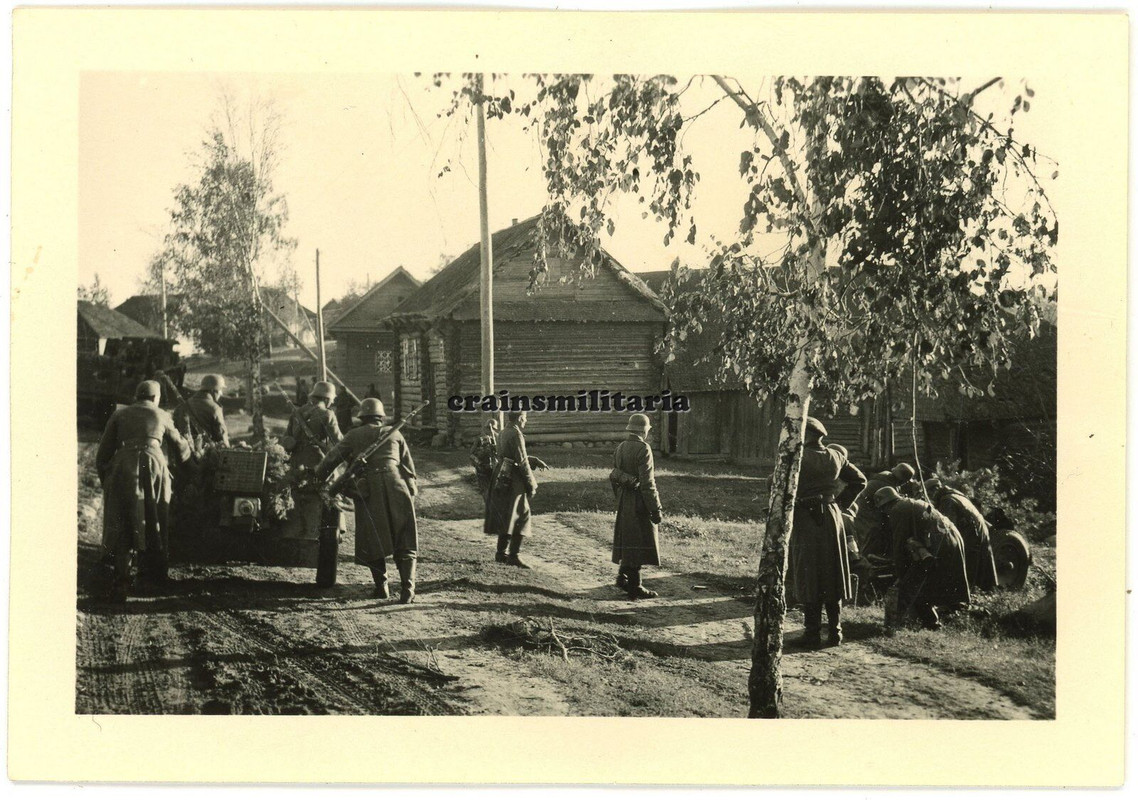 Orig Foto Infanteriegeschutz geht in Stellung in Litauen Lettland Russland 1941