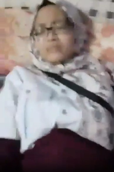 Ngewew Guru Kacamata Pasrah