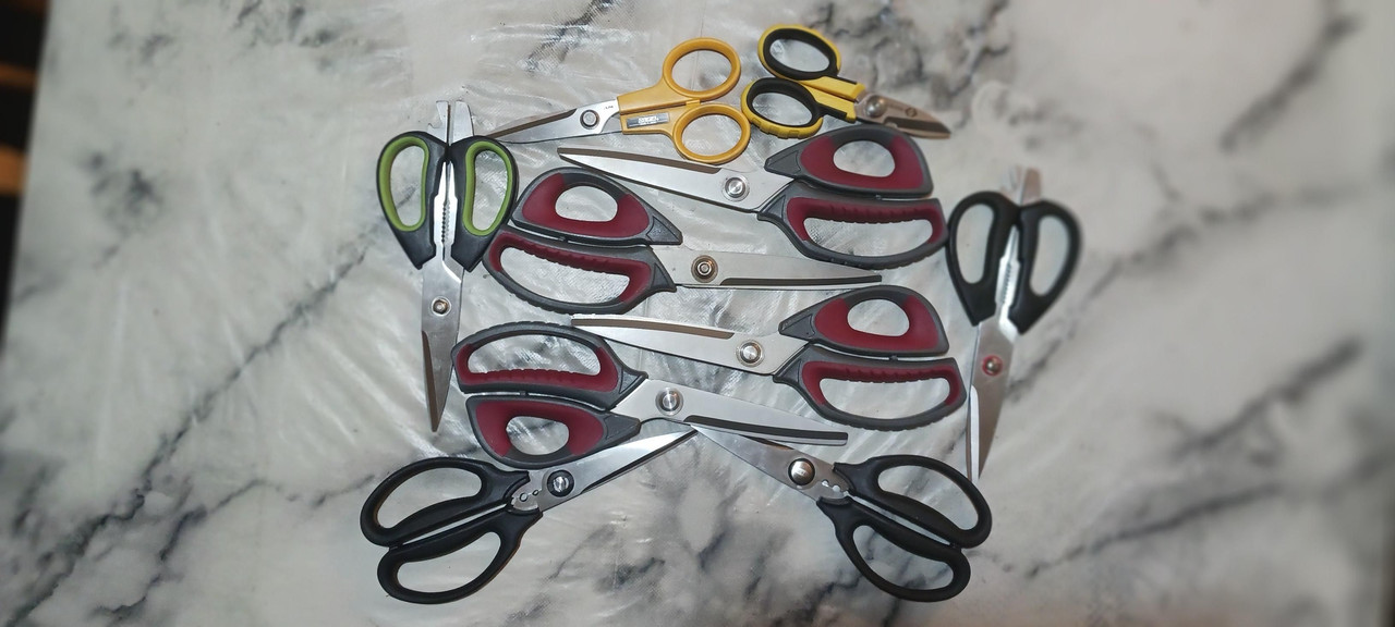 MY_FAVOURITE_SCISSORS.jpg