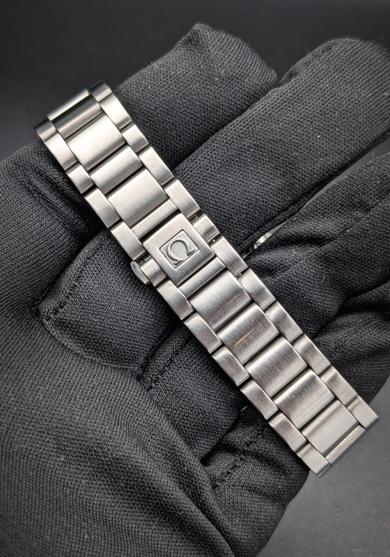 PXL 20260220 041636305 PORTRAIT ORIGINAL