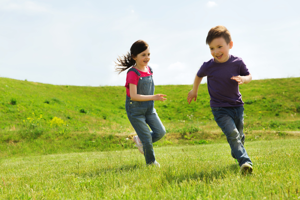 Play Outdoor Sports Play Outdoor Sports