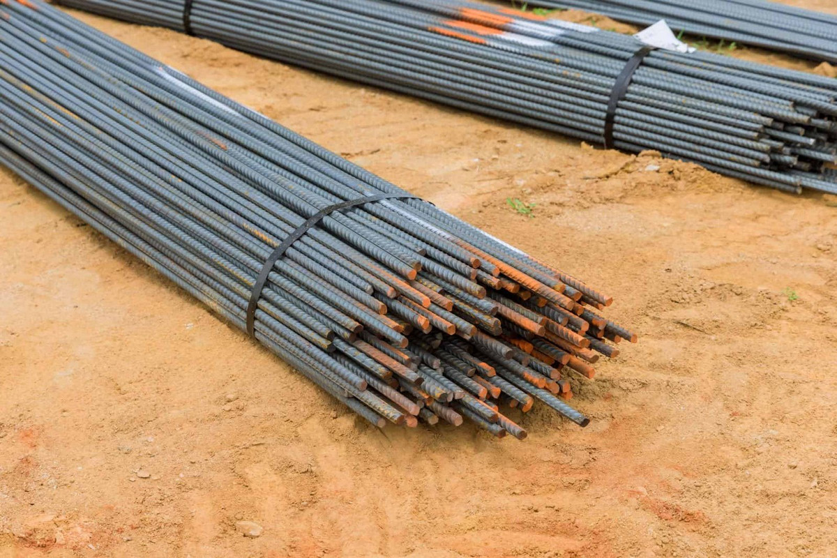 [Image: rebar-right-5.jpg]