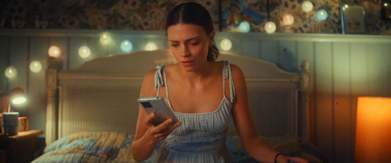 Maxton Hall: The World Between Us (2025) WebRip Season 2 [Hindi + Tamil + Telugu + Malayalam + Kannada + English] 480p 720p ESub - Complete Screenshot