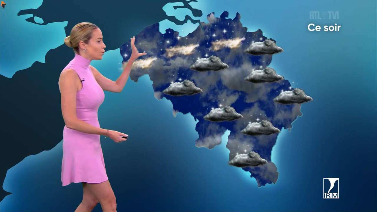 Emilie Dupuis 2022_07_03.mp4_snapshot_01.37_[2022.07.03_17.33.47]