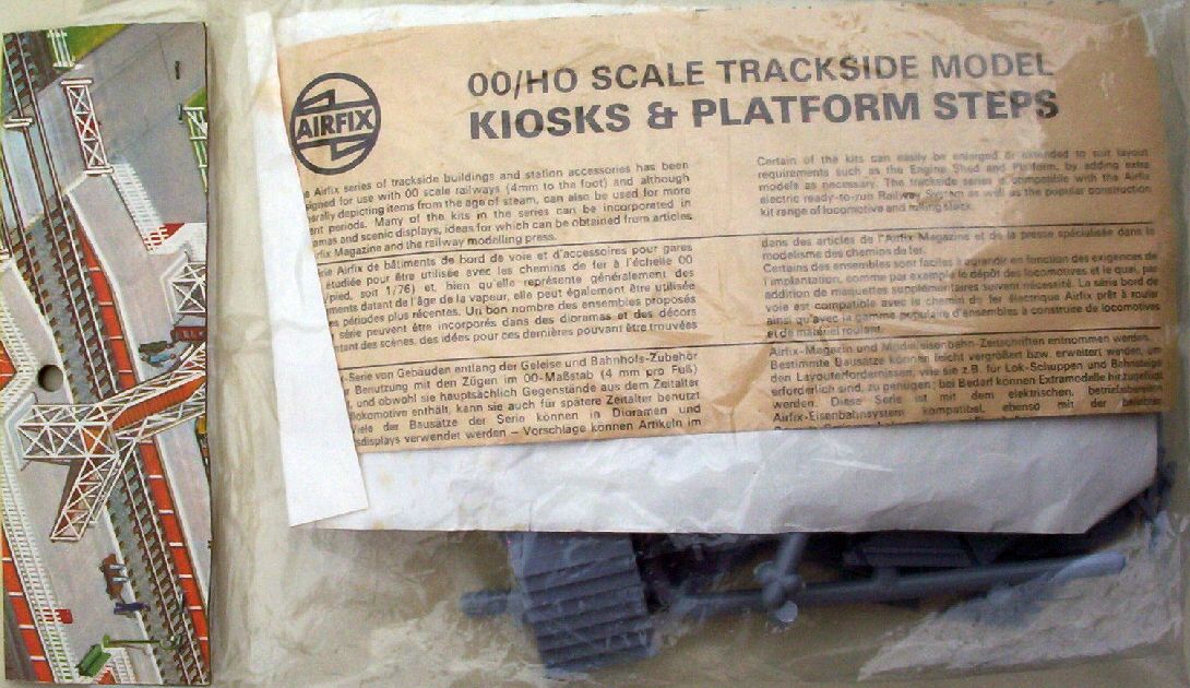Airfix 76 Kiosks & Platform Steps