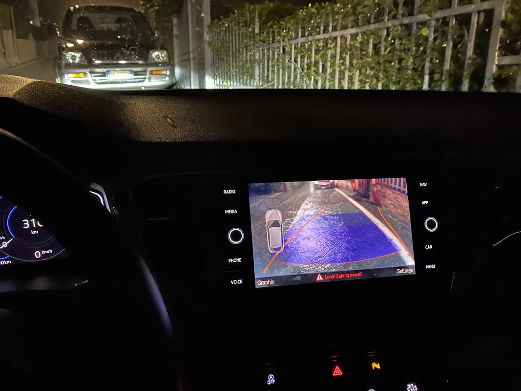 A9A003BE-FC8C-430A-A7BB-FB68C64852D2