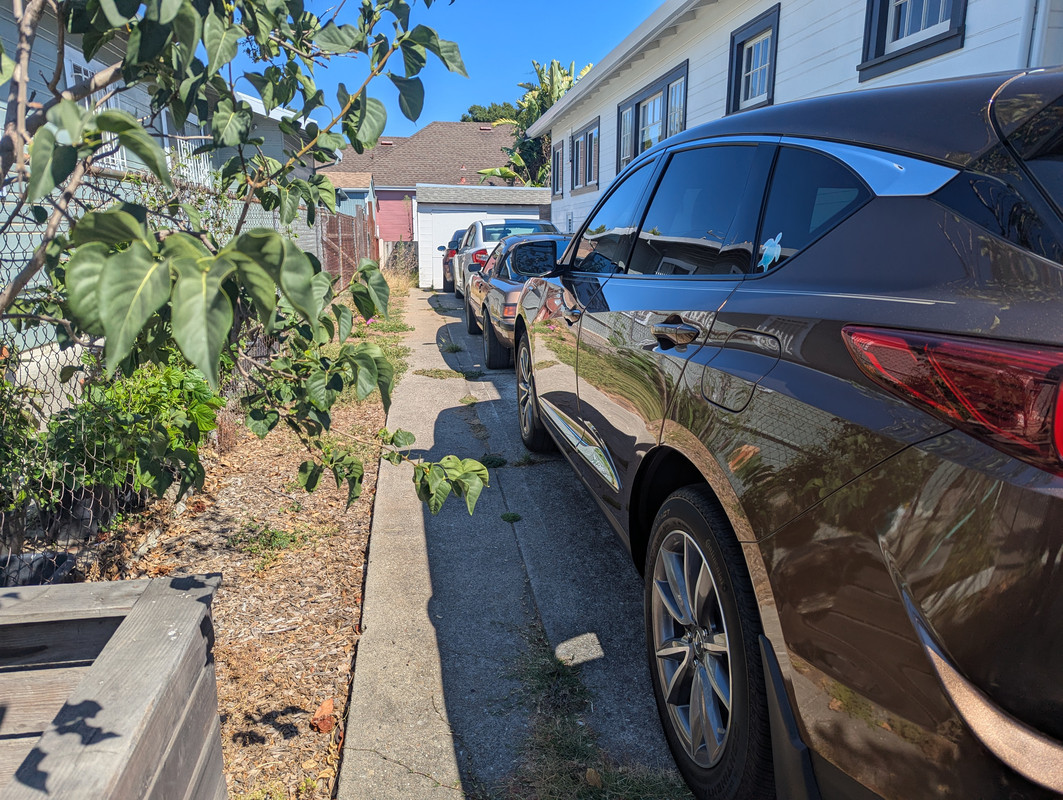 PXL_20250716_230203441