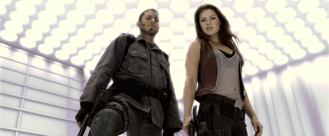 Resident Evil - Afterlife (2010) (1080p BDRip x265 10bit EAC3 5.1 - HxD) [TAoE].mkv_20200615_235720.