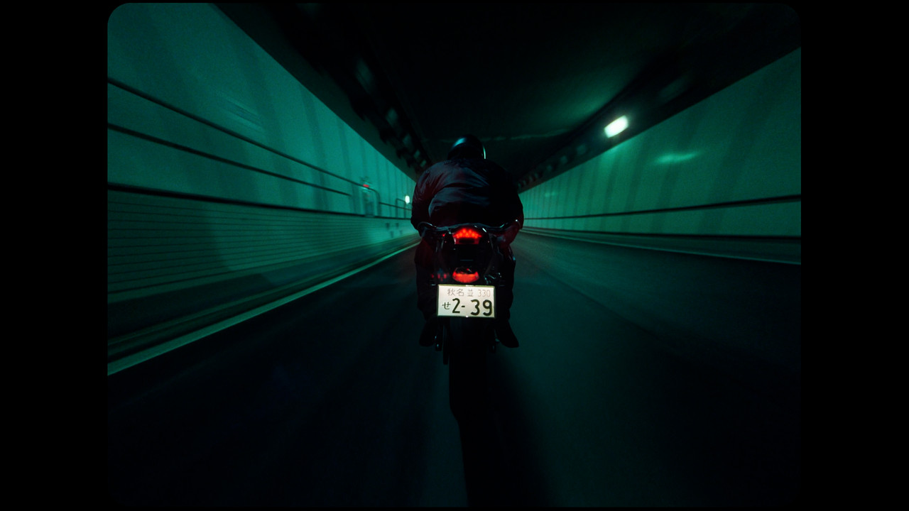 ZNTNDR - Untitled Us.00_02_54_20.Still025