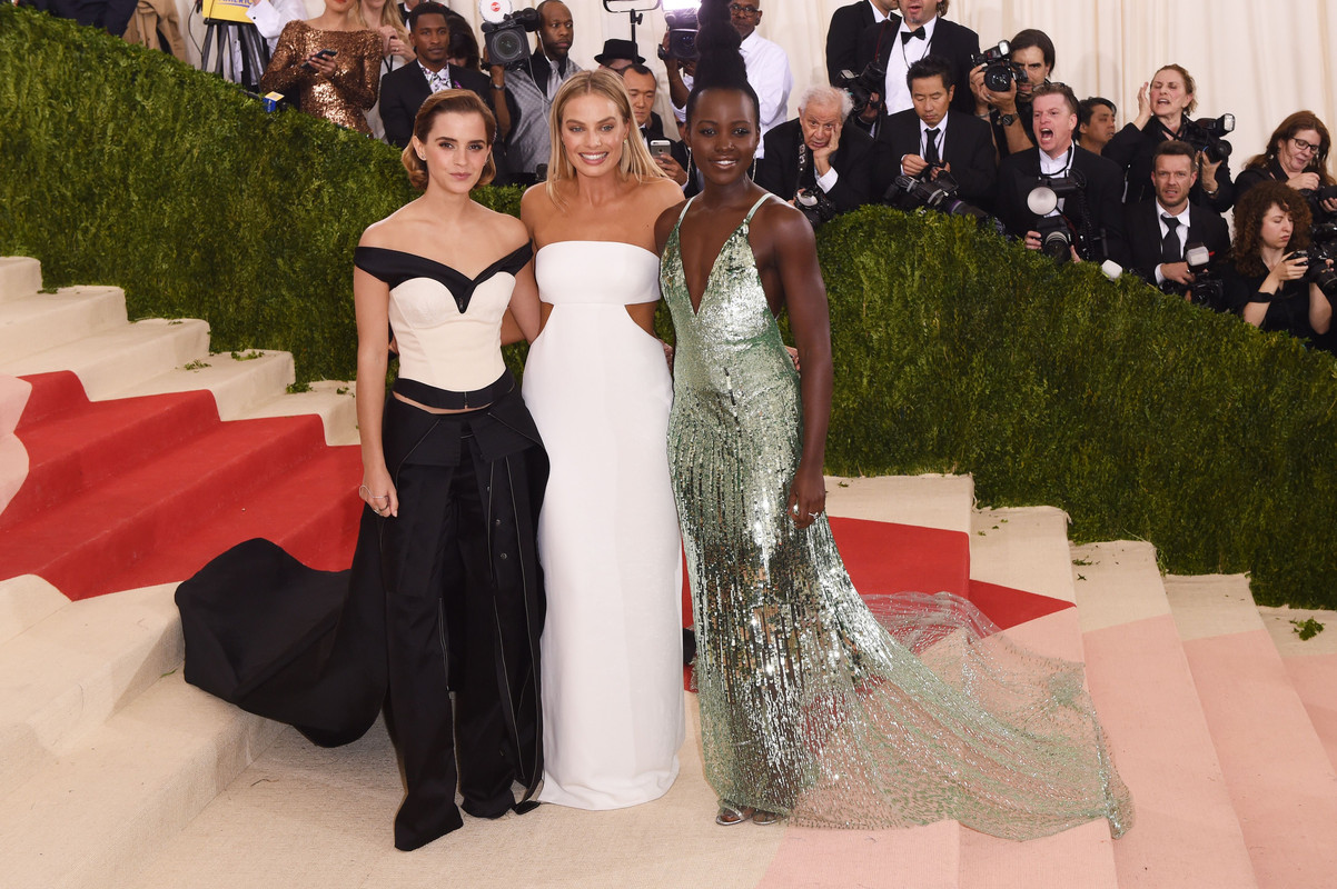 emmawatson-updates.com (345)