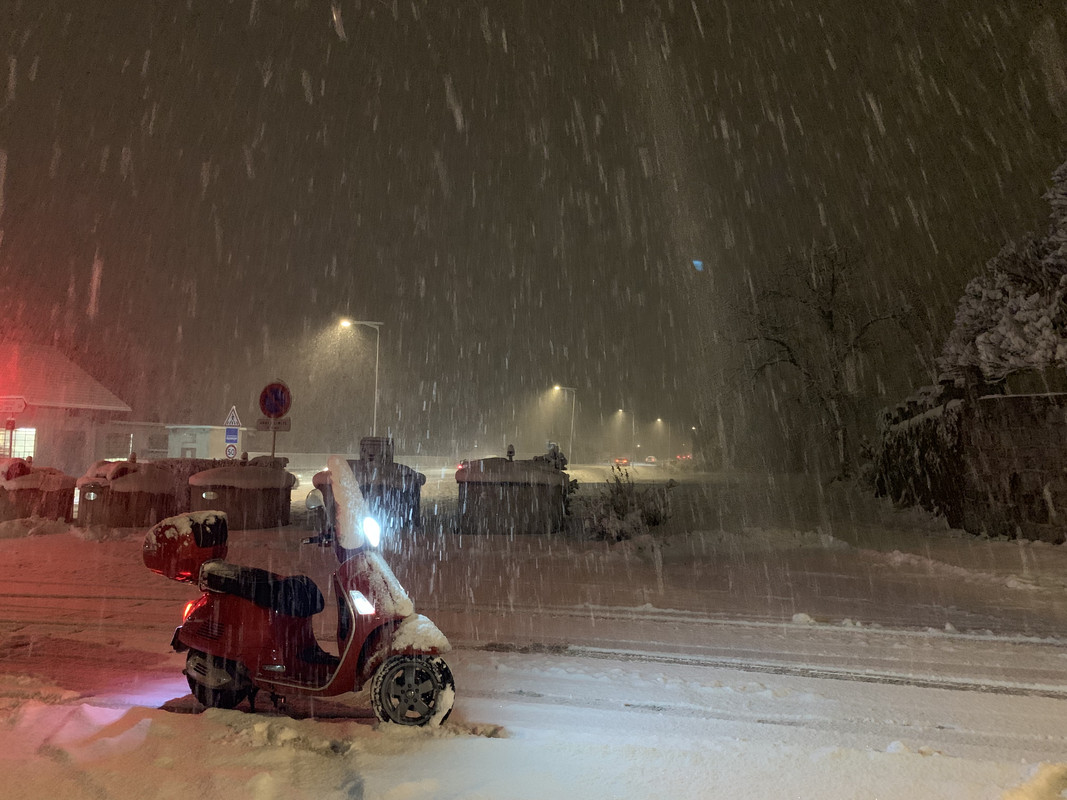 2AF7B528-FA57-4B12-B521-E35C837E43E2