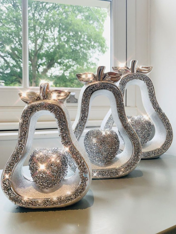 silver-heart-pears.jpg
