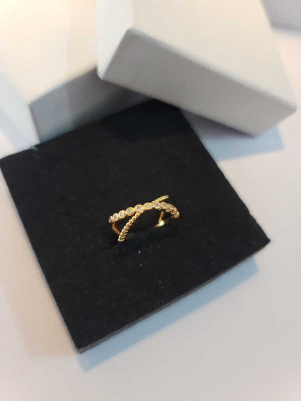 Anillo dorado 3