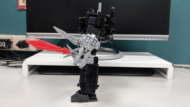 36245575_1744115995668933_657570616982896640_o