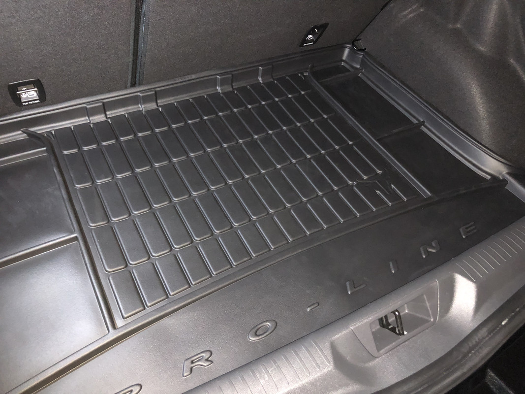 E5498A46-45F7-41B1-9BFF-227A84E27B71