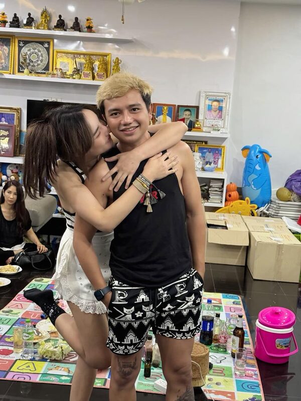 06f943c2-ac79-473b-be01-fb33467dd832