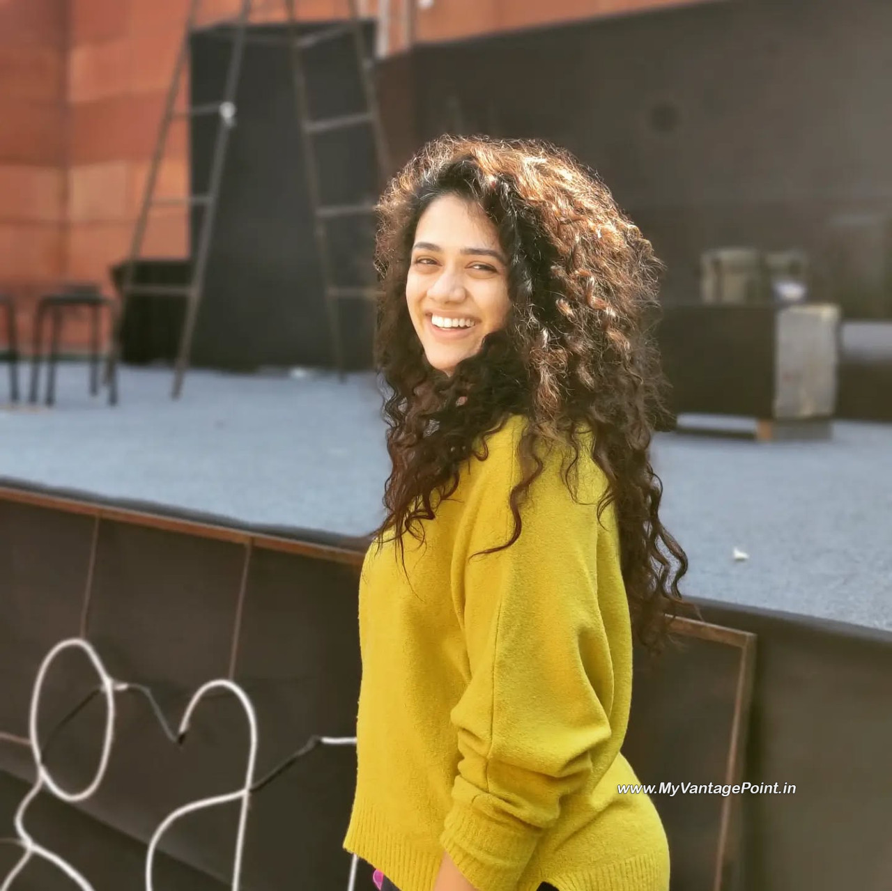 21-Mobile-Wallpaper-Photos-of-Girija-Oak-Godbole-My-Vantage-Point