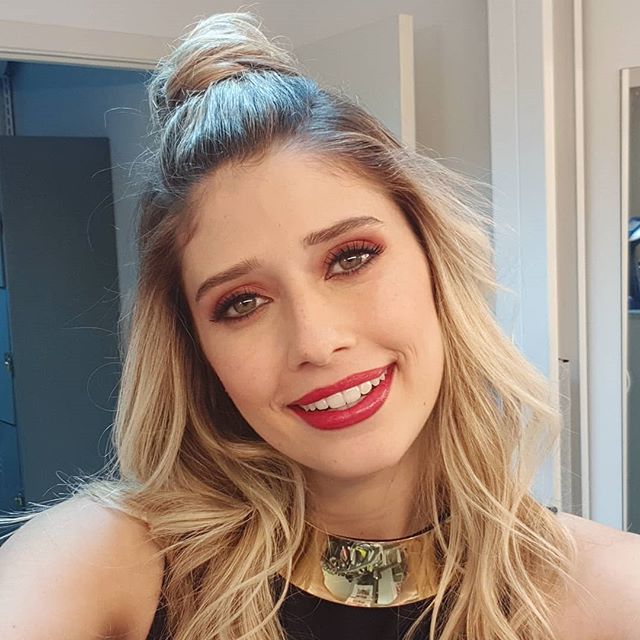 COBERTURA DOS CONCURSOS ESTADUAIS PARA O MISS BRASIL 2019. ESTA É A PARTE 1. - Página 3 41968411_2183972581871775_8090077132899211363_n