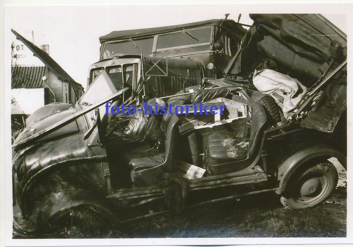 Schwerer Unfall SDKFZ Hablkette PKW Kübelwagen S