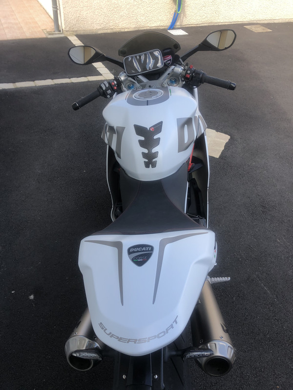 6ACAFDF3-7C63-44F8-BEF7-C83B48F5816B