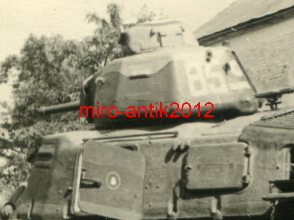 Wehrmacht, A.R.35, zerstörter Panzer, Somua S-35