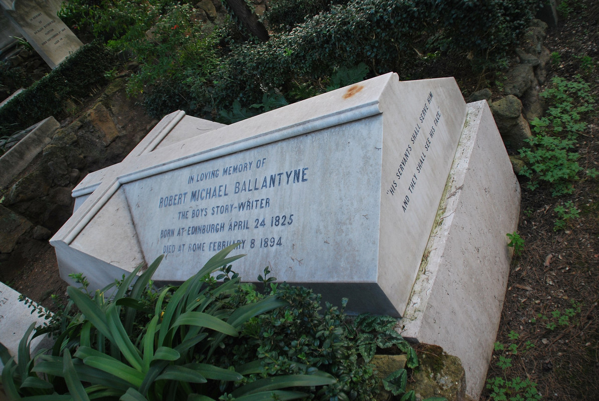 Cimitero-acattolico-Rome-054