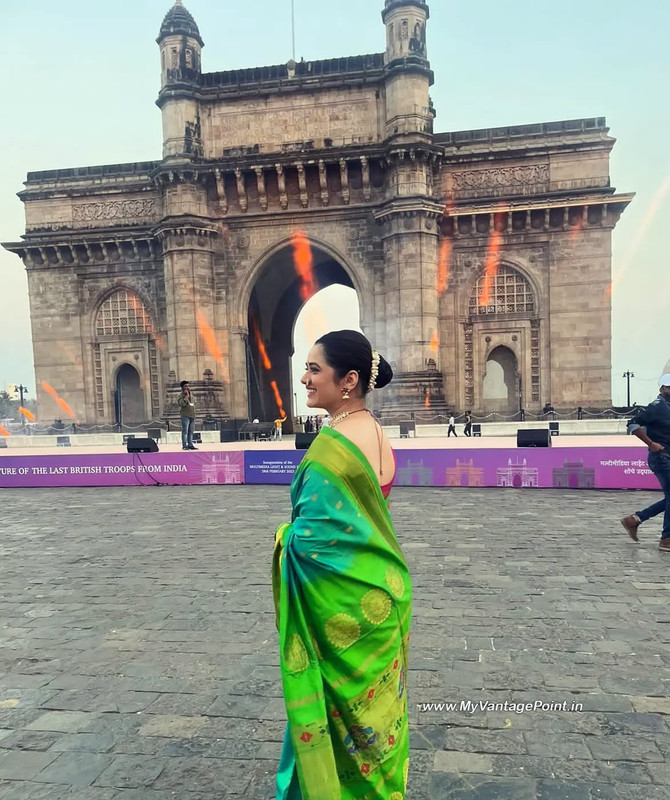 25-Mobile-Wallpaper-Photos-of-Girija-Oak-Godbole-My-Vantage-Point