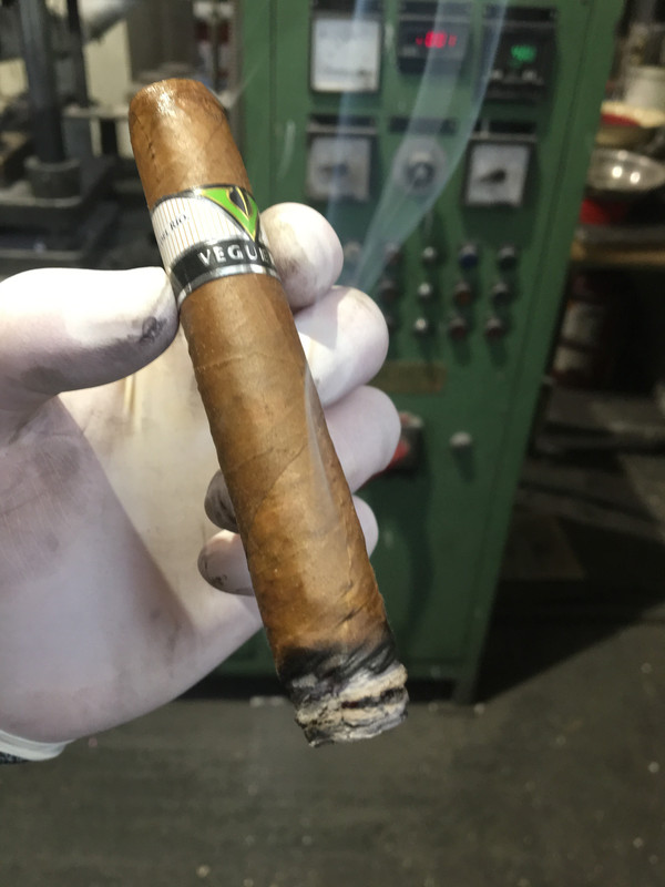 E5526EFF-5EB8-422F-8BC9-CBAEFABE6C41