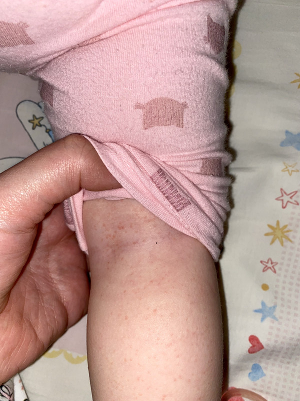 9172E751-1B24-4AD7-8D4C-D64819A542CC