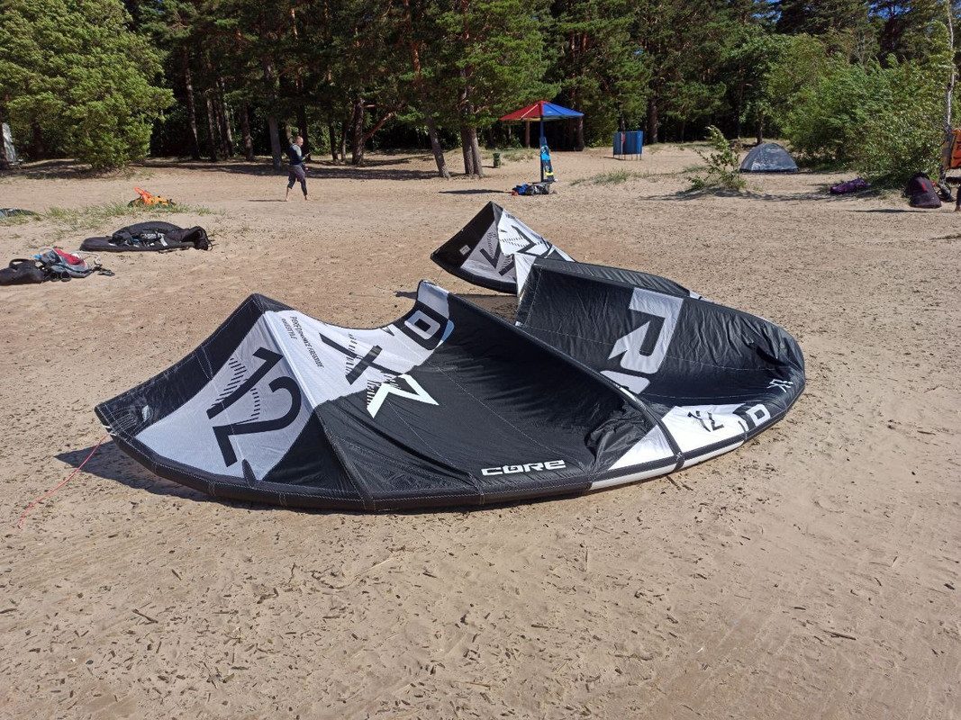 F3B012D7-4473-4179-9AE1-2F14206B38B6