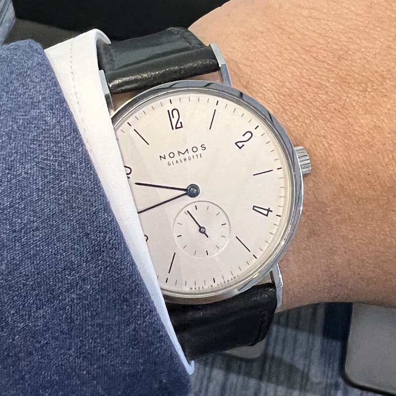 61F75152-1D4E-4B29-A44C-C05811812E00