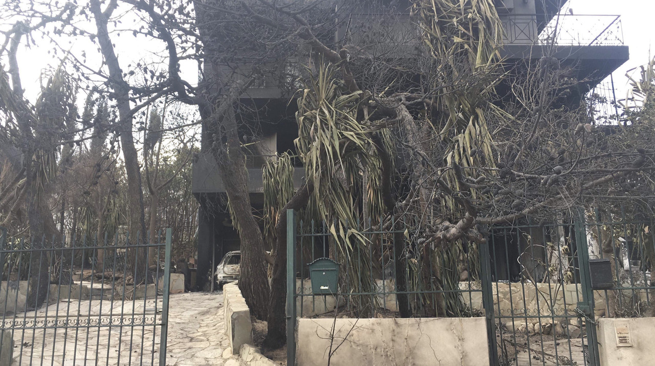 93048C20-502D-45E0-8647-3B76C9596D6A