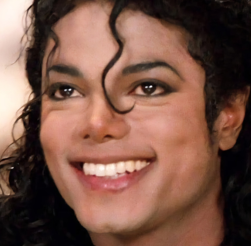 michaels-smile-is-gorgeous-v0-fohjzofml8ee1.jpg