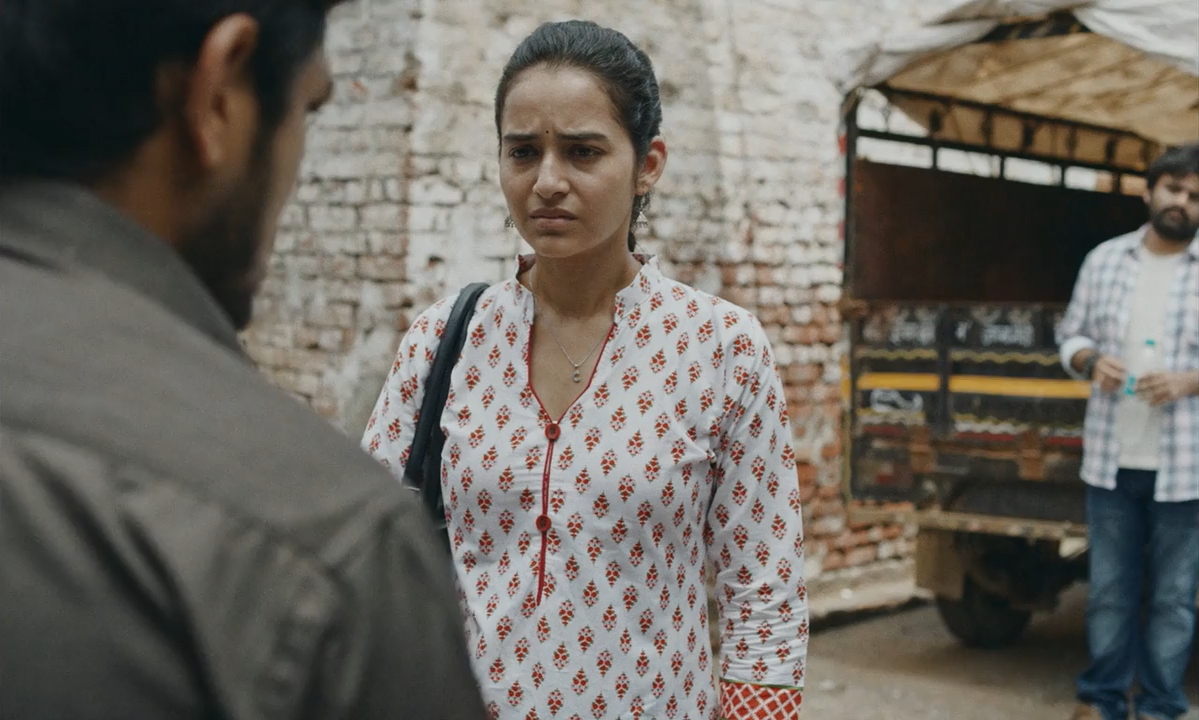 Agra 2025 WebRip [Hindi] 480p 720p ESub Screenshot