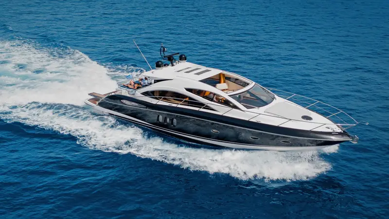 Yacht Tours