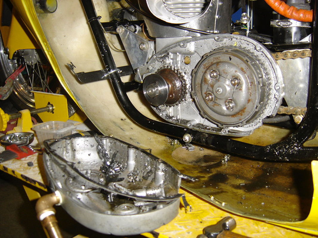 damage from broken primary chain — Postimages