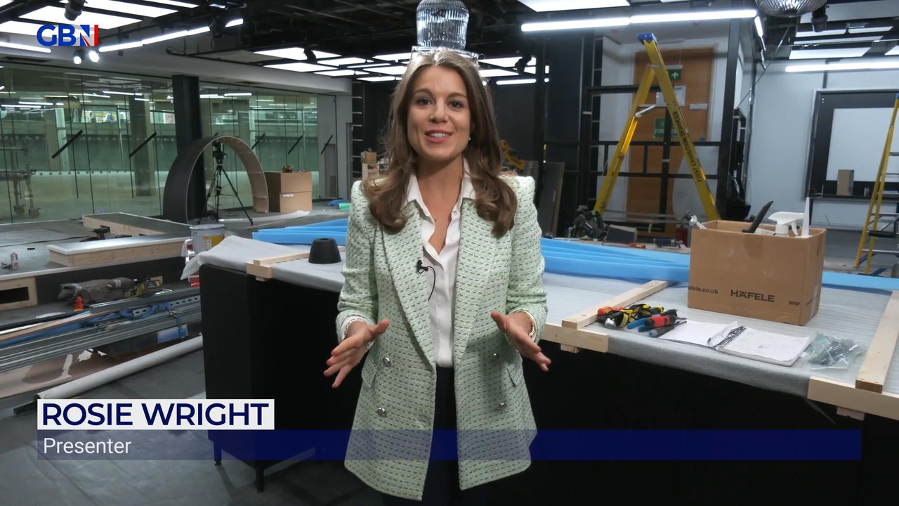 GB News Our studio is taking shape.mp4_snapshot_00.00_[2021.05.24_18.36.30]
