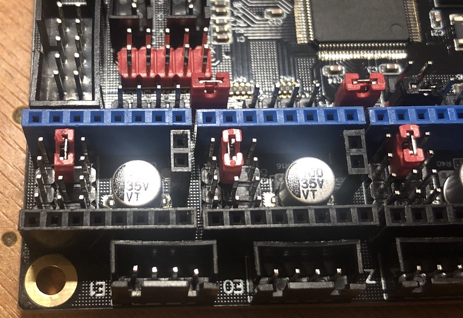 Снимок экрана 2020—04—26 в 00.55.09