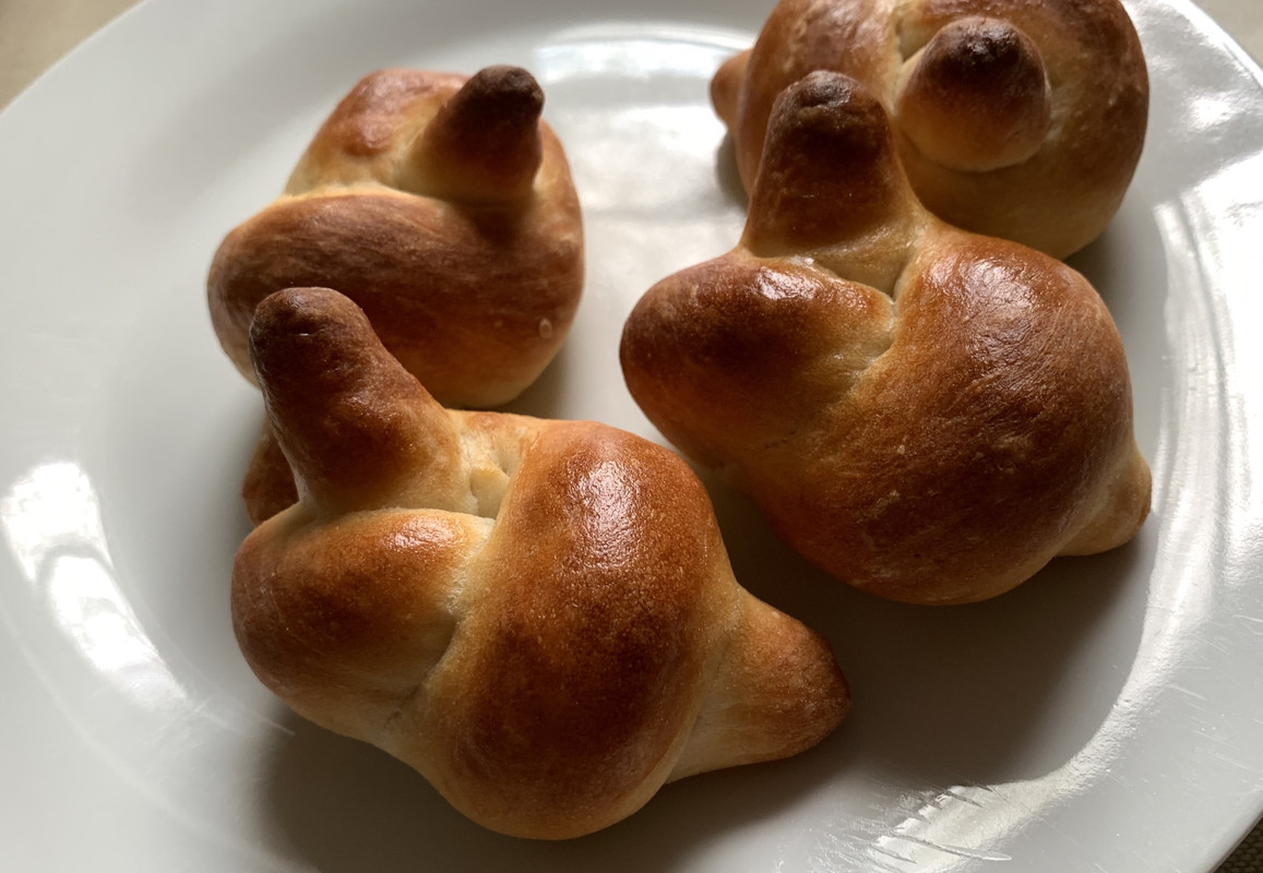 EE72EF23-EEC5-4E1D-AE07-042C1659BD62