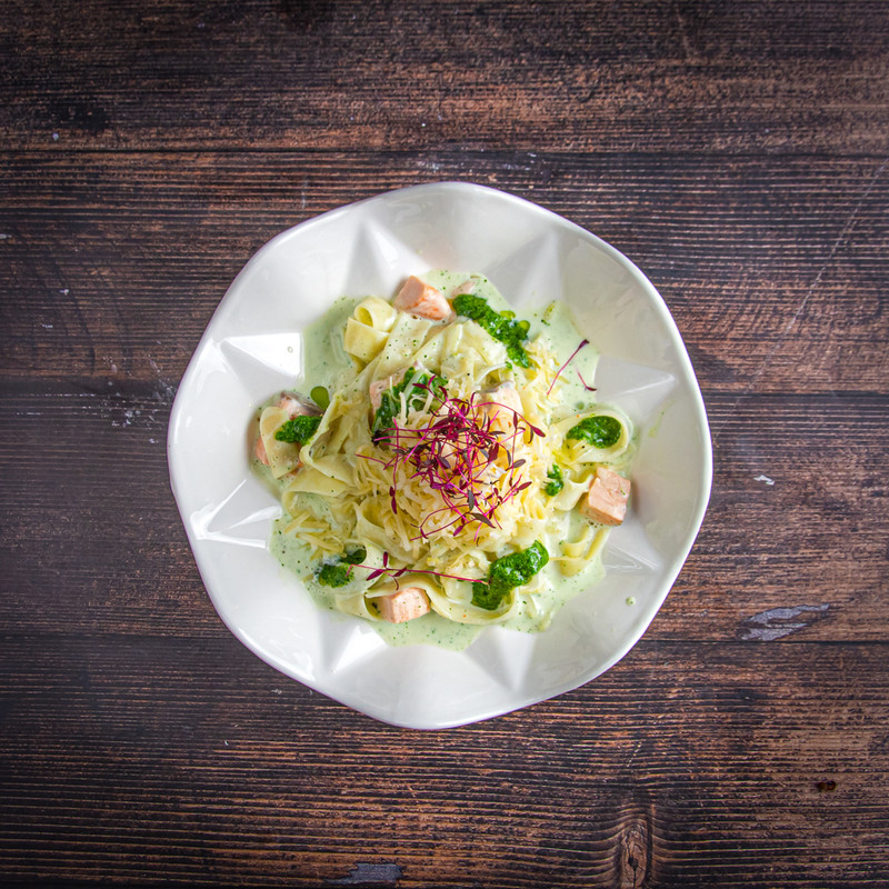 Фетучини с лососем (350г)