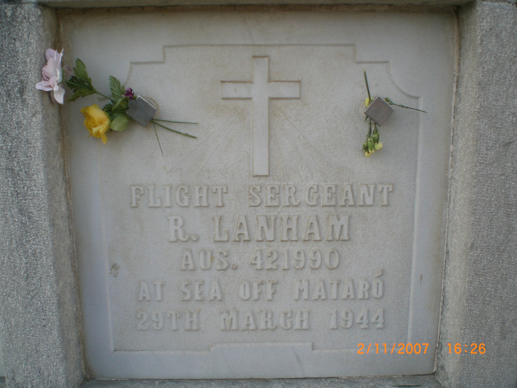 11 - Flight  Sergeant  R. Lanham  ( AUS. 421990 ) 29 - 03 - 1944