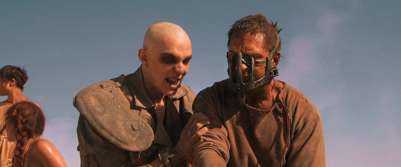 Mad-Max-Fury-Road-2015-Hindi-English-Blu-Ray-720p-x264-AVC-AAC-2ch-MSub-mkv-0001