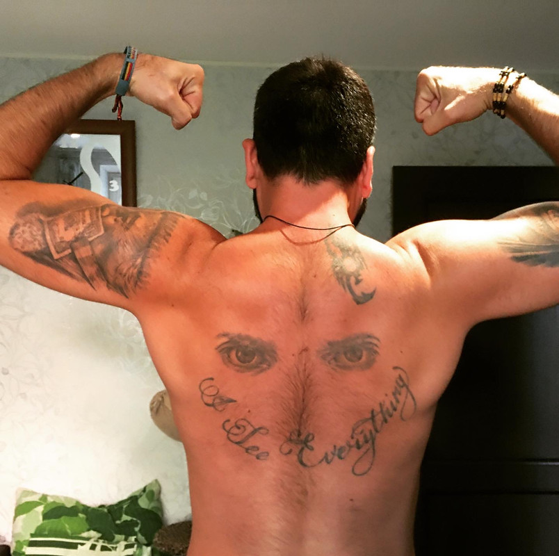 80520546-8718-4142-856F-8CA79D4814D1