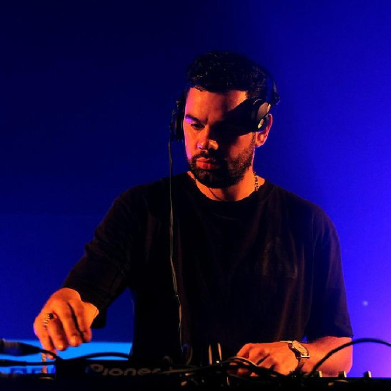 1597766-1-enrg-x-24-kitchen-st-present-mella-dee-1024