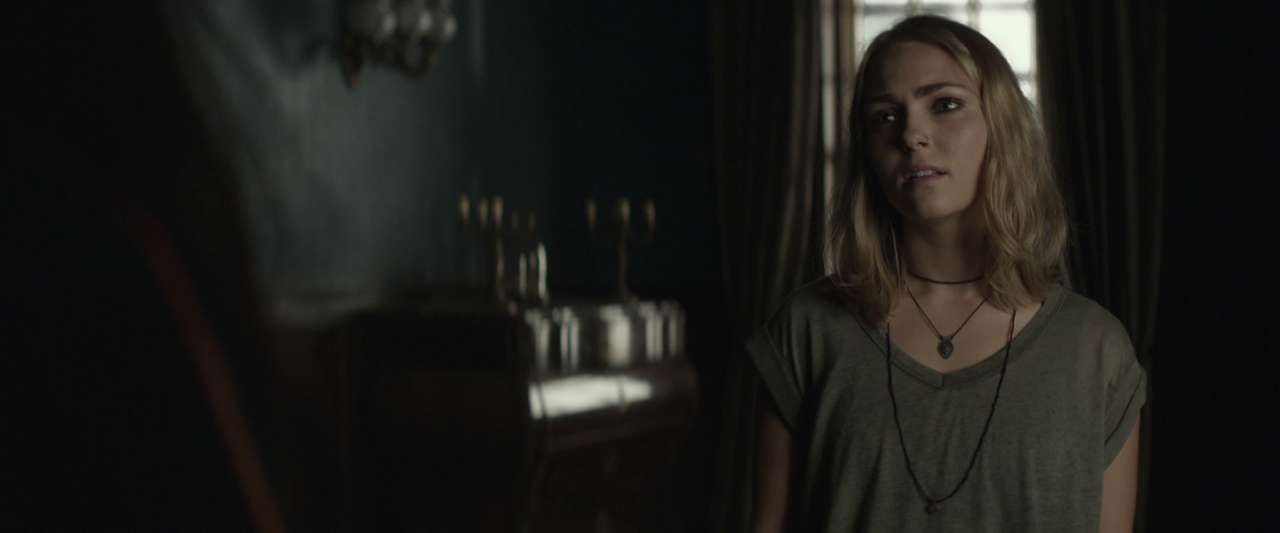 89802530_vlcsnap-2018-12-01-04h17m38s702