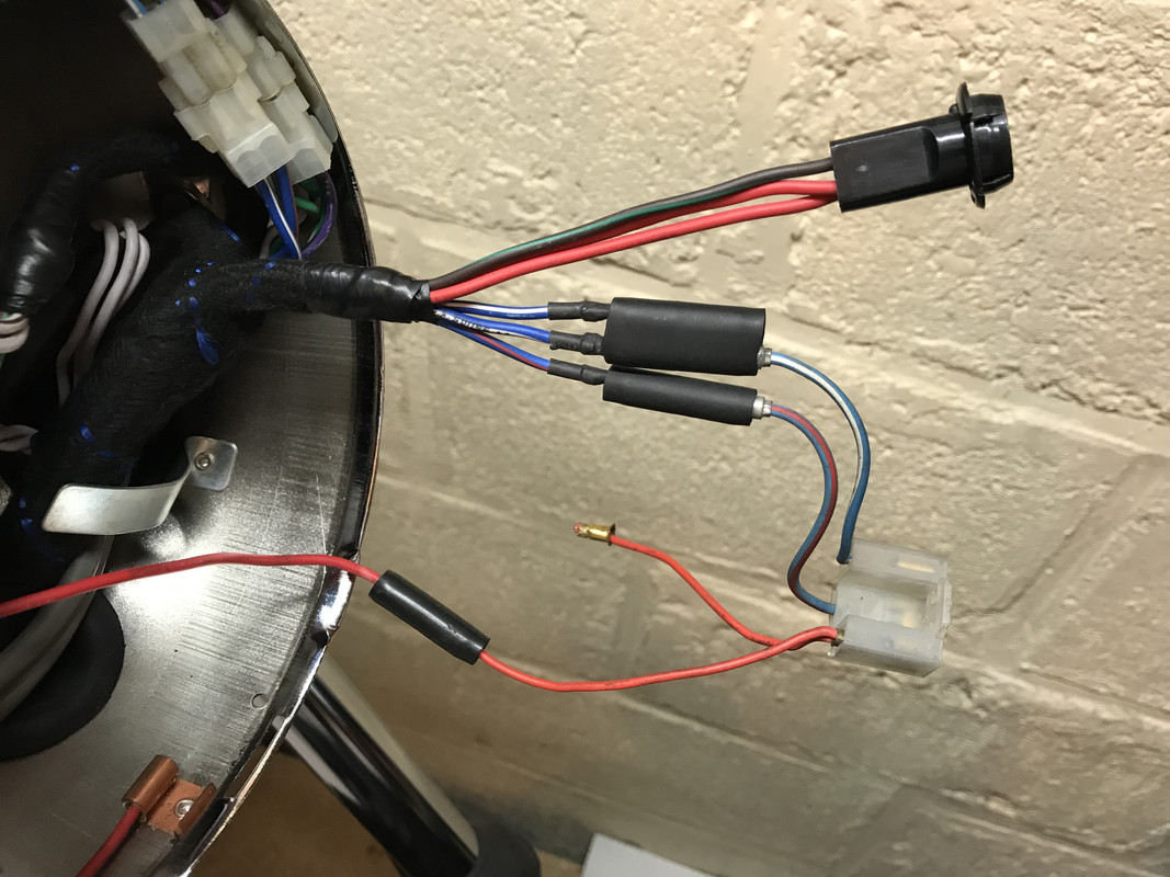 E7B8F7F9-1B2E-4C17-9373-ED3057F4E6D3