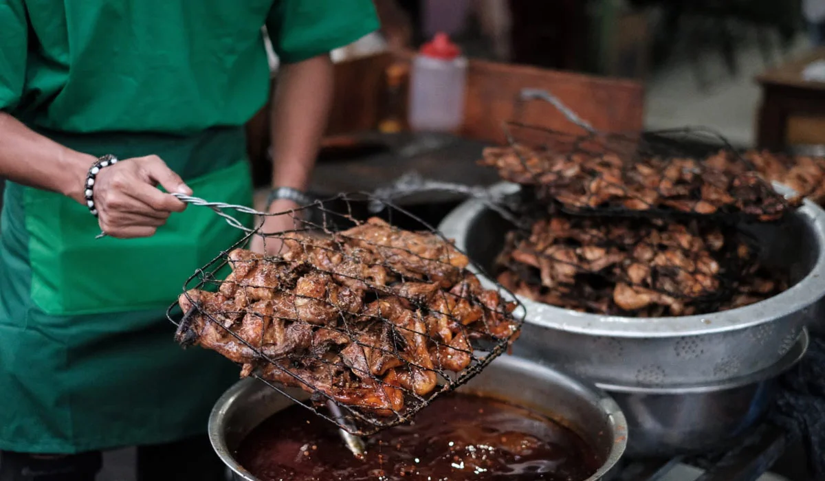 Proses Pembuatan Ayam Taliwang